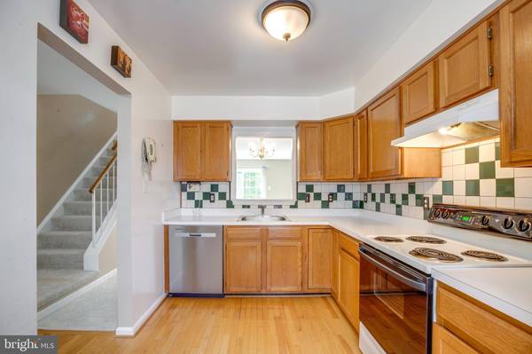 Centreville, VA 20121,6886 CHASEWOOD CIR