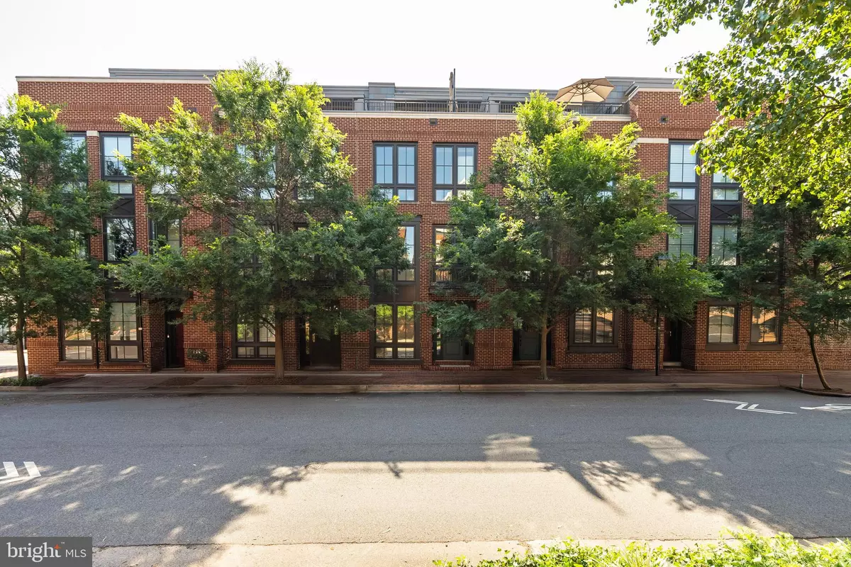 Alexandria, VA 22314,304 S UNION ST