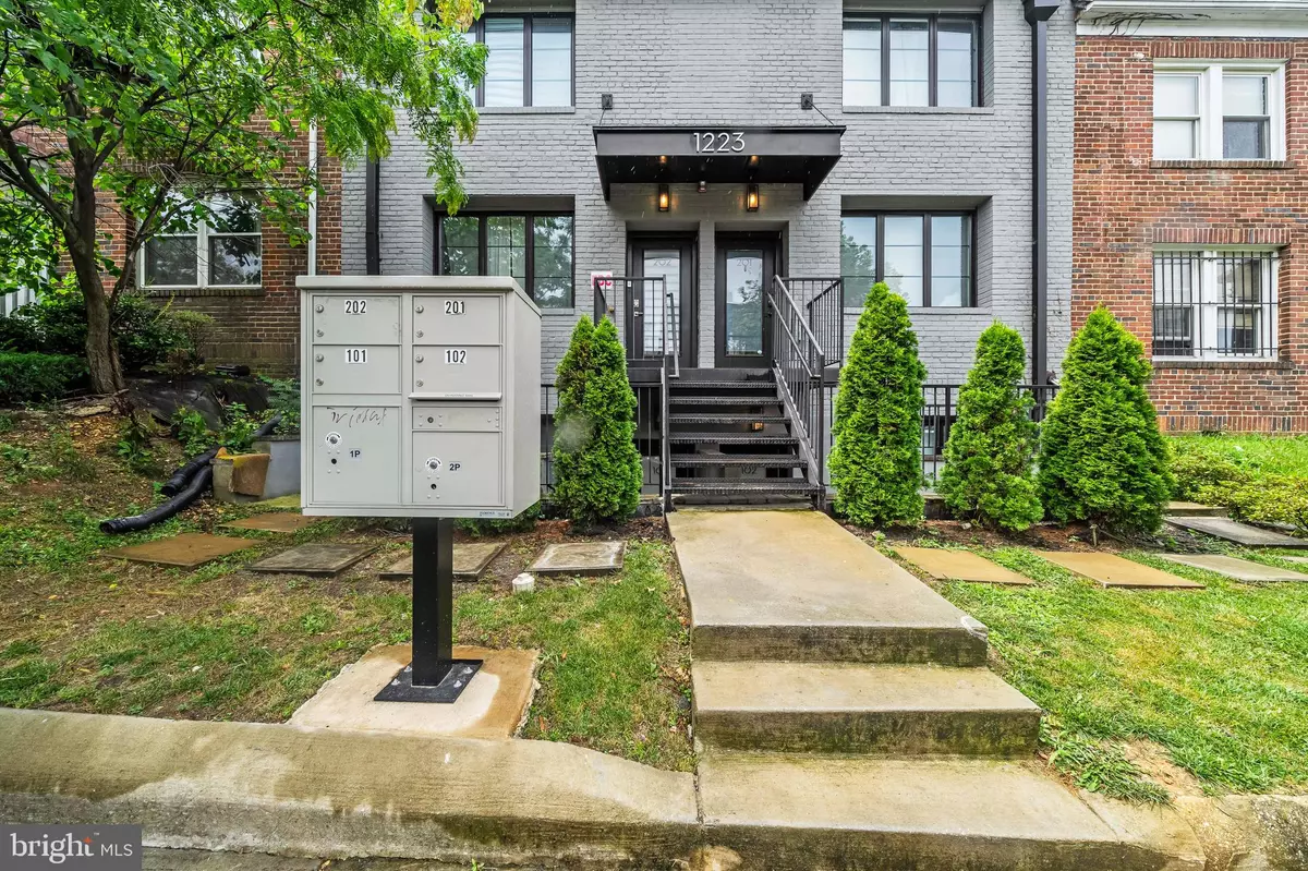 Washington, DC 20002,1223 MEIGS PL NE #101