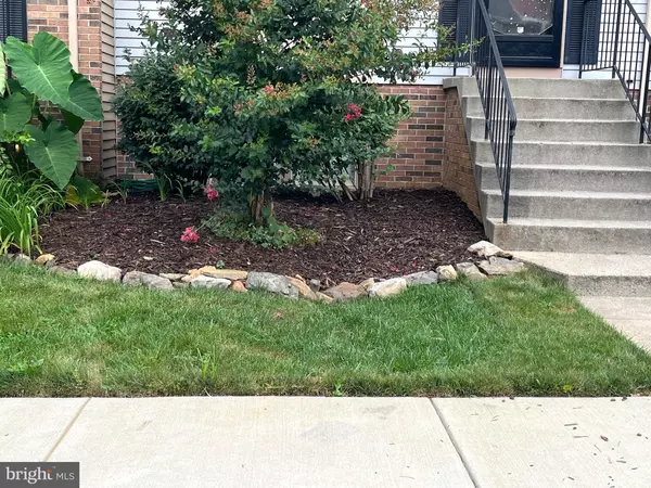 Gaithersburg, MD 20878,5 BAYRIDGE CT
