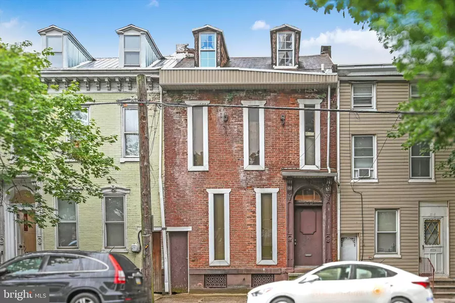 820 FRANKLIN ST, Reading, PA 19602