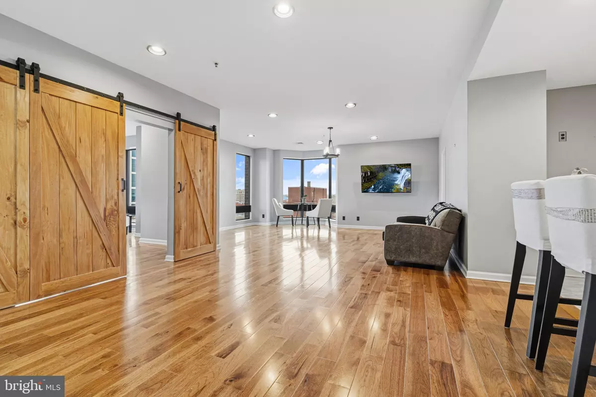 Baltimore, MD 21202,10 E LEE ST #808