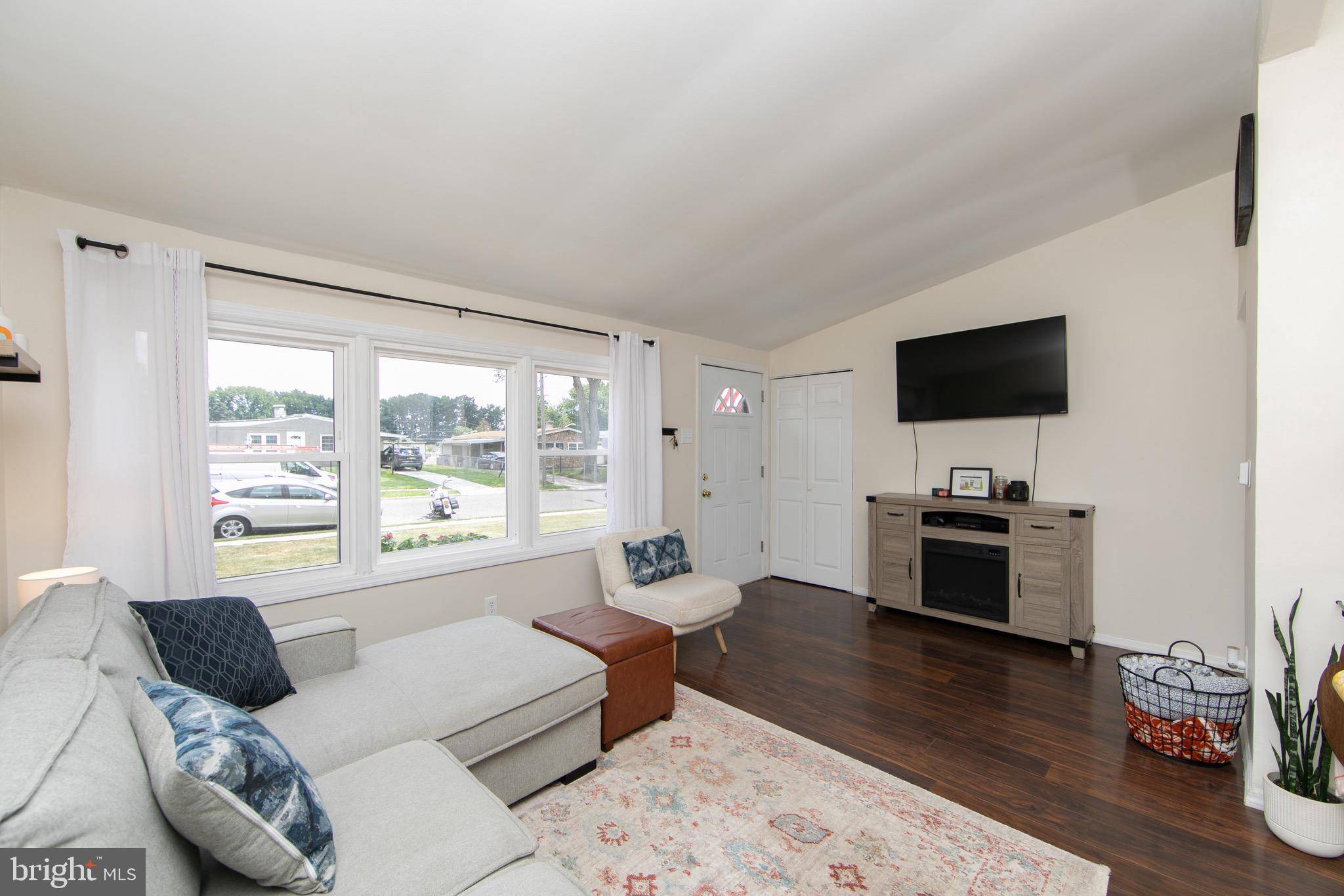 Maple Shade, NJ 08052,307 RUTH AVE