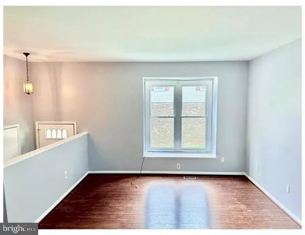 Gaithersburg, MD 20878,10 MEADOW GRASS CT