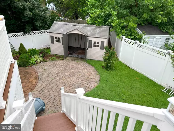 Baltimore, MD 21222,7024 SOLLERS POINT RD