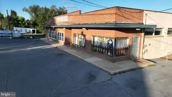 Carlisle, PA 17013,405 N EAST ST #SUITE B