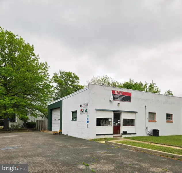 1540 S OLDEN AVE, Hamilton, NJ 08610