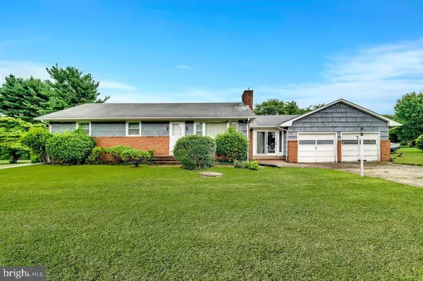 Robbinsville, NJ 08691,10 FAIRVIEW RD