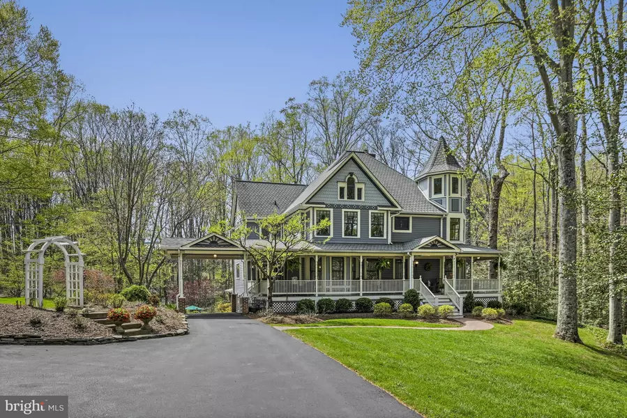 204 RIVER PARK DR, Great Falls, VA 22066