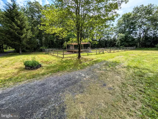 Saylorsburg, PA 18353,223 BRINK RD