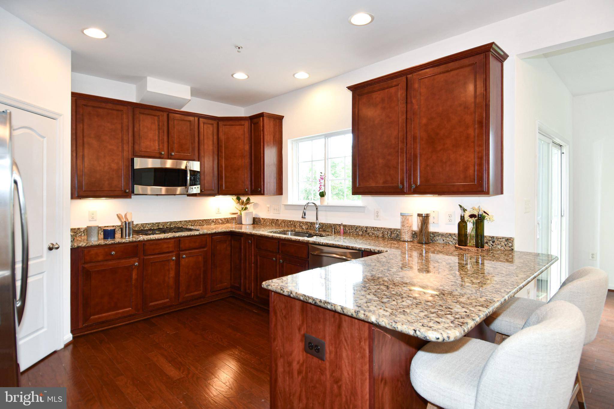 Capitol Heights, MD 20743,1 THOMASSON CT