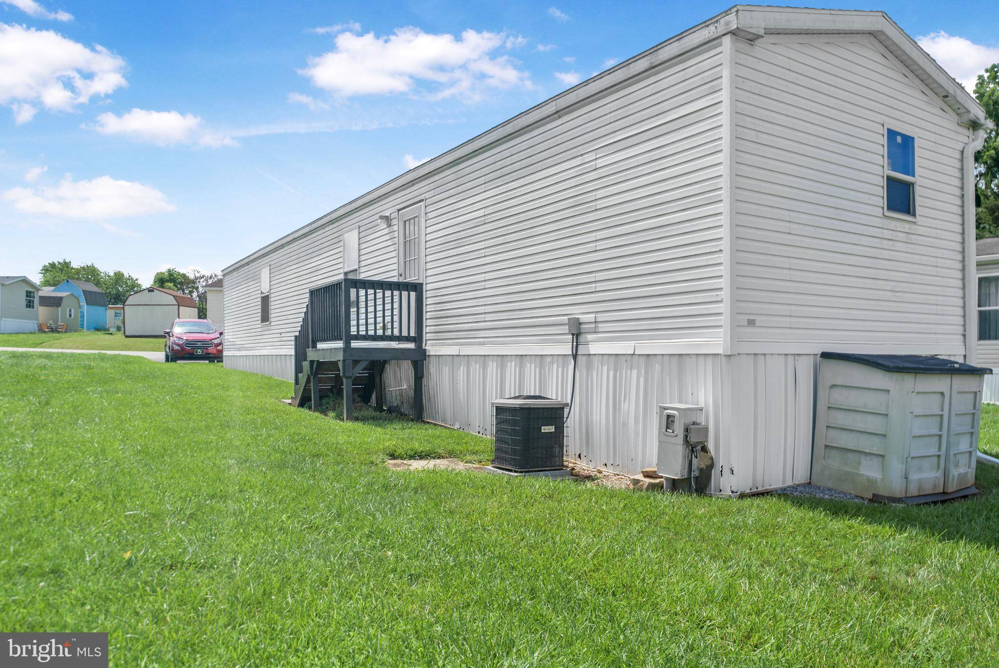 Thomasville, PA 17364,21 CHESAPEAKE EST