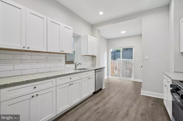 Philadelphia, PA 19121,2835 W MONTGOMERY AVE