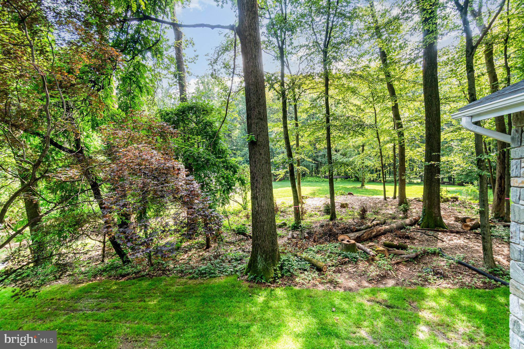 Hummelstown, PA 17036,555 HILLTOP RD