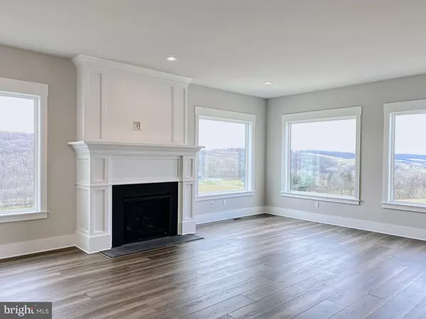 Spring Grove, PA 17362,BERKELEY MODEL 544 MONOCACY TRL