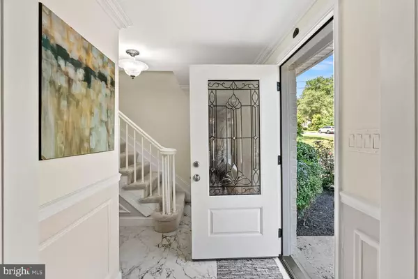 Alexandria, VA 22309,9326 FAIRFAX ST