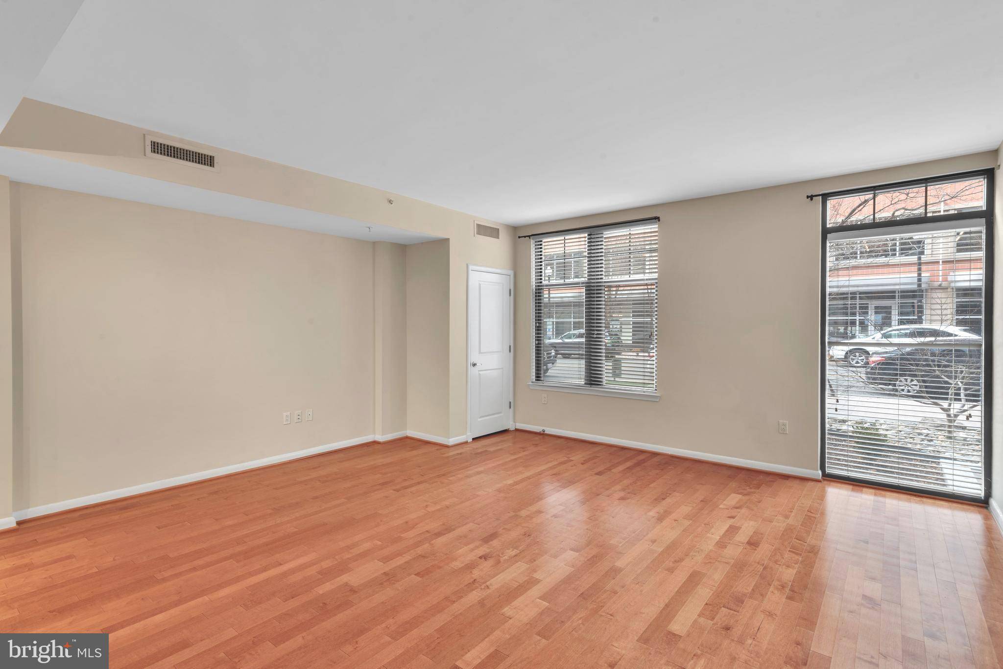 Arlington, VA 22201,1021 N GARFIELD ST #118