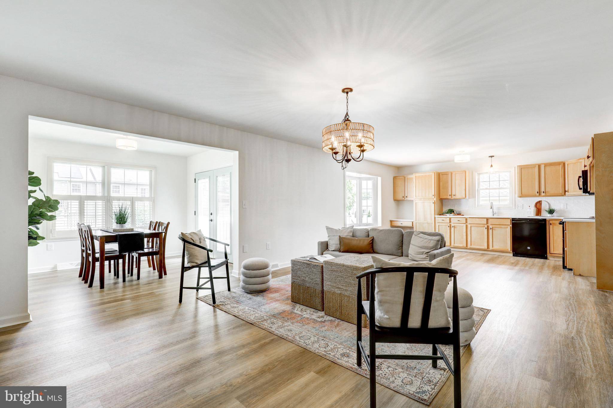 Ephrata, PA 17522,413 FLAXEN LN