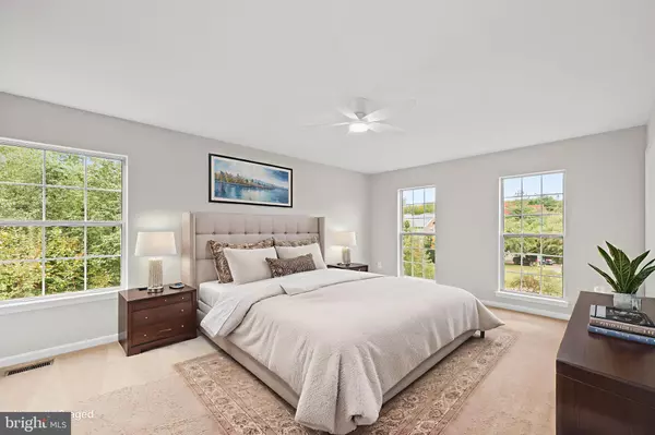 Triangle, VA 22172,18865 CROSSROADS CT