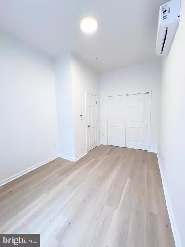 Philadelphia, PA 19125,319 E LEHIGH AVE #1