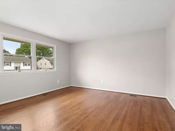 Baltimore, MD 21228,416 ROCKWAY RD