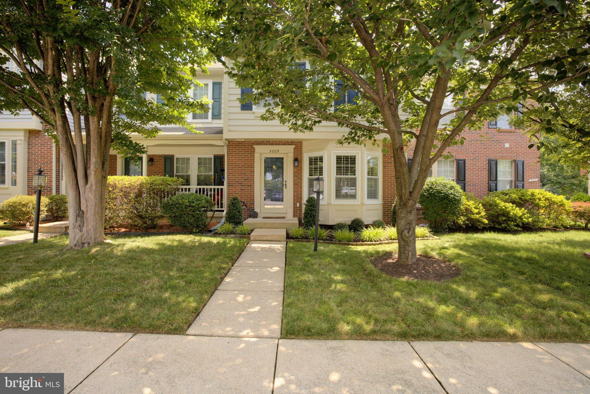 Alexandria, VA 22315,5209 DUNSTABLE LN