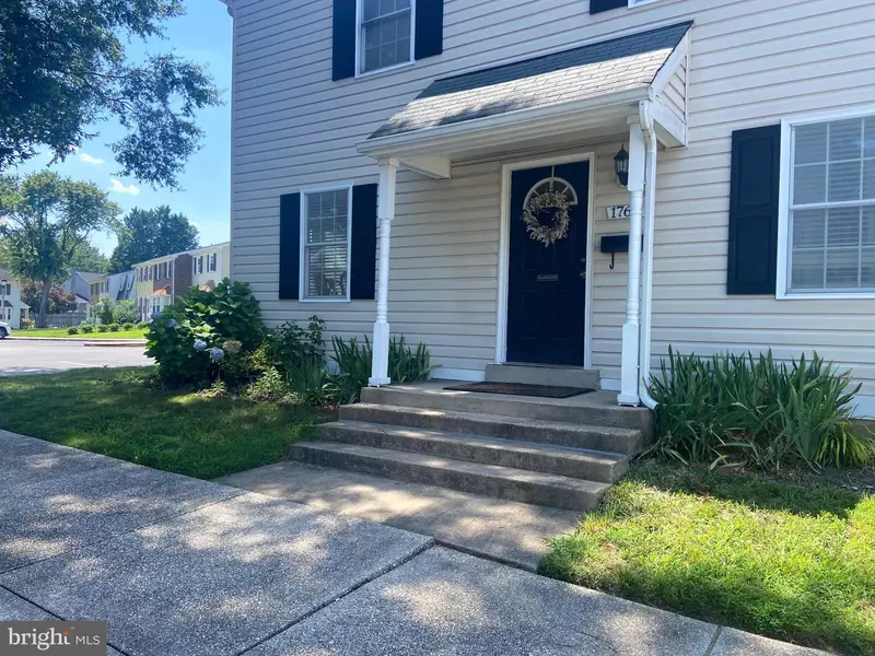 1761 ABERDEEN CIR, Crofton, MD 21114