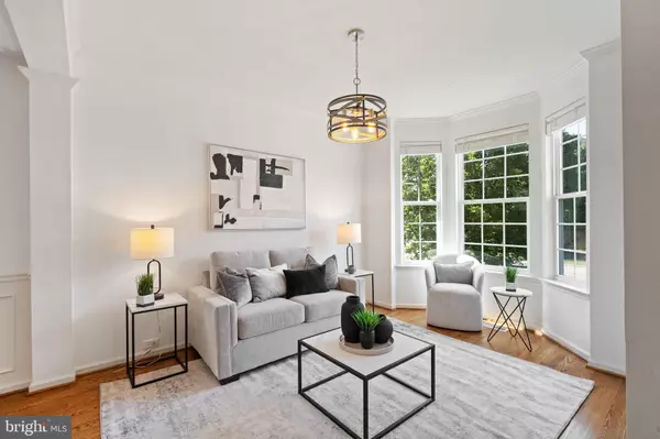 Chantilly, VA 20152,42262 SAND PINE PL