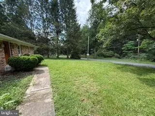 Maysville, WV 26833,7652 MORGANTOWN ROAD