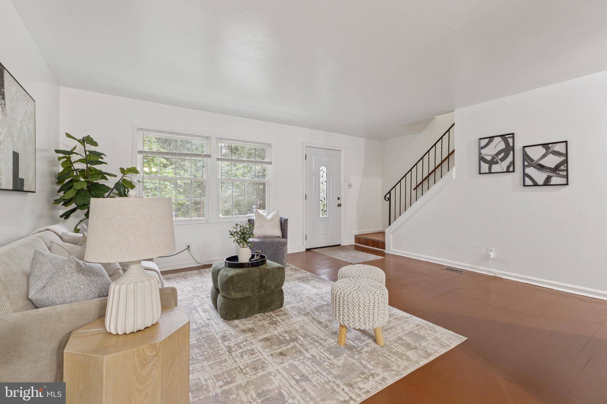 Centreville, VA 20120,14870 LAMBETH SQ