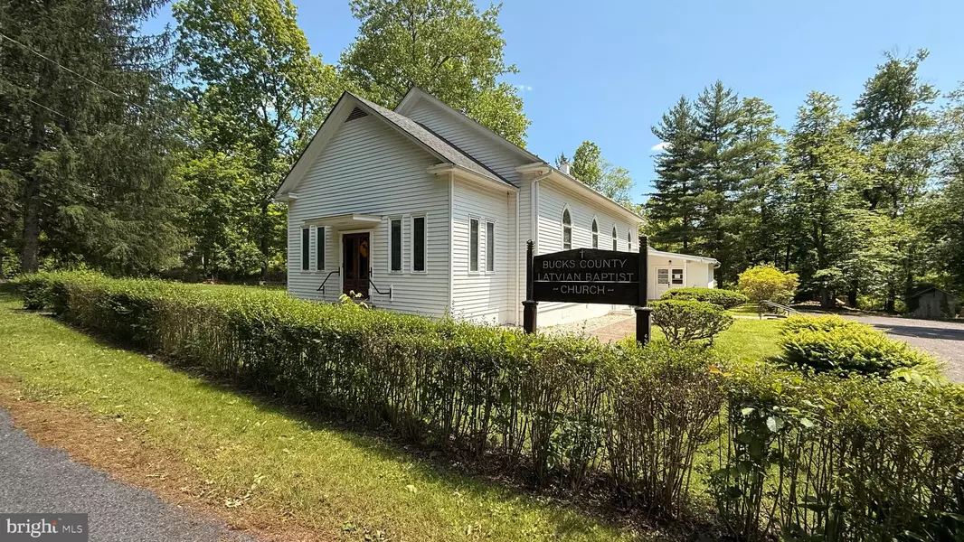 1142 APPLE RD, Quakertown, PA 18951