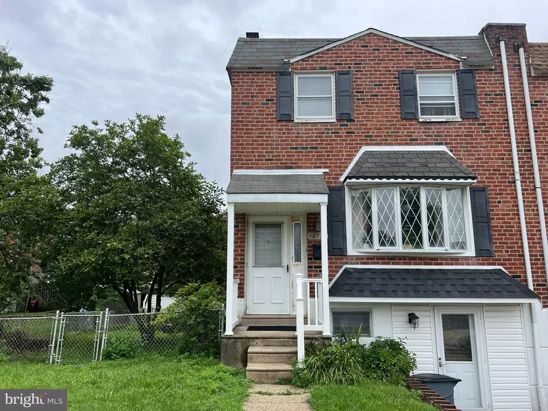 12738 MINDEN RD, Philadelphia, PA 19154