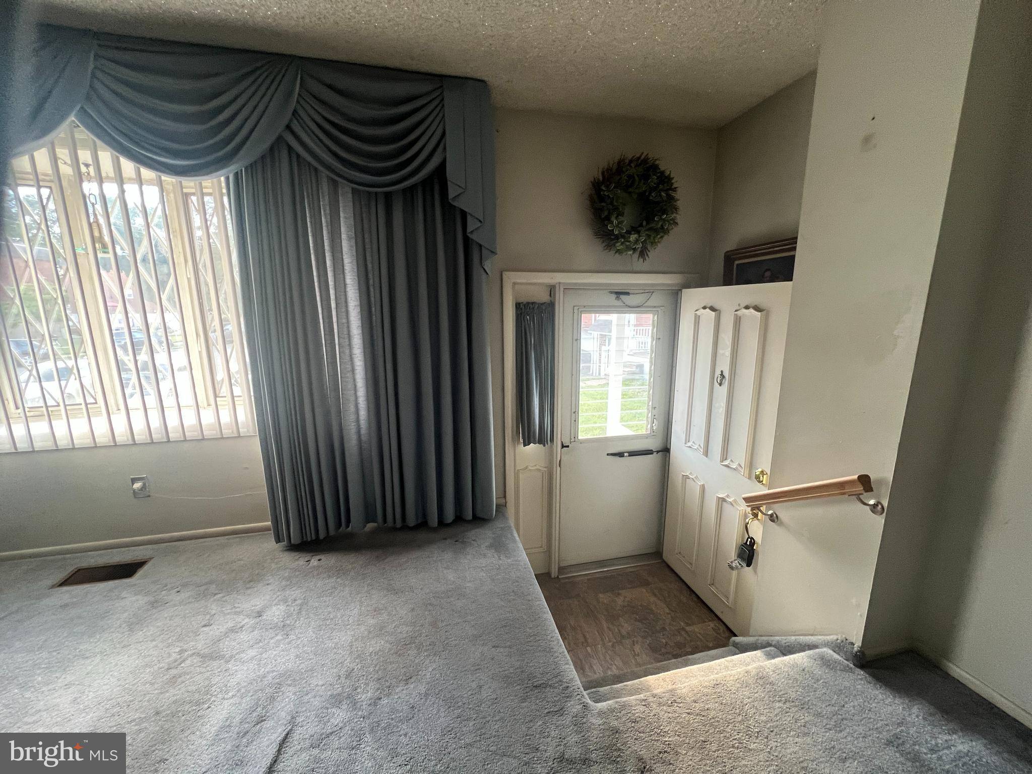Philadelphia, PA 19154,12738 MINDEN RD