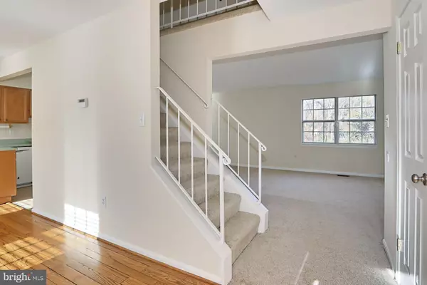 Burke, VA 22015,10024 DOWNEYS WOOD CT