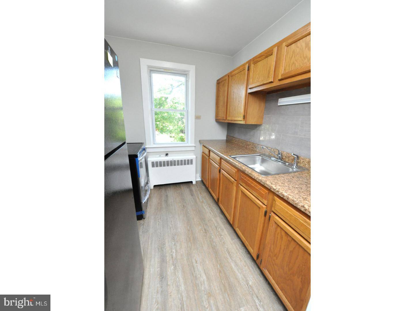 Hainesport, NJ 08036,2221 MARNE HWY #2B
