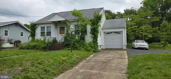 Moorestown, NJ 08057,212 NEW ALBANY RD