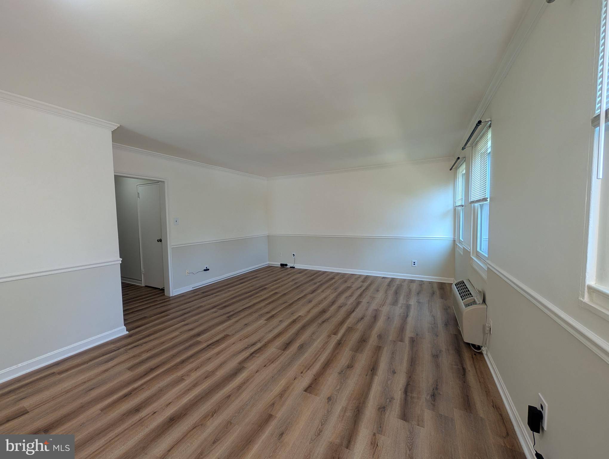Chevy Chase, MD 20815,4824 CHEVY CHASE DR #302