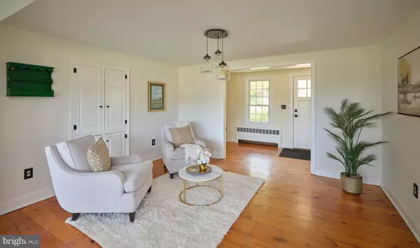 Kintnersville, PA 18930,2529 GALLOWS HILL RD