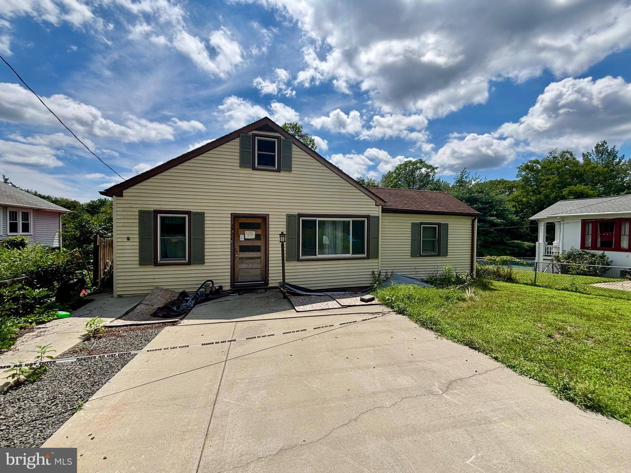 1021 CLEARVIEW AVE, Fredericksburg, VA 22405