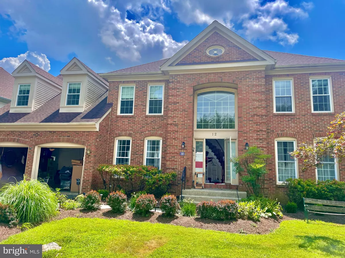 Gaithersburg, MD 20878,12 LEATHERLEAF CT