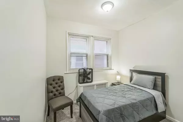 Philadelphia, PA 19141,5005 N 12TH ST #3B