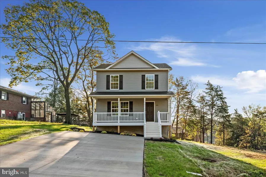 397 CRIM ST, Strasburg, VA 22657
