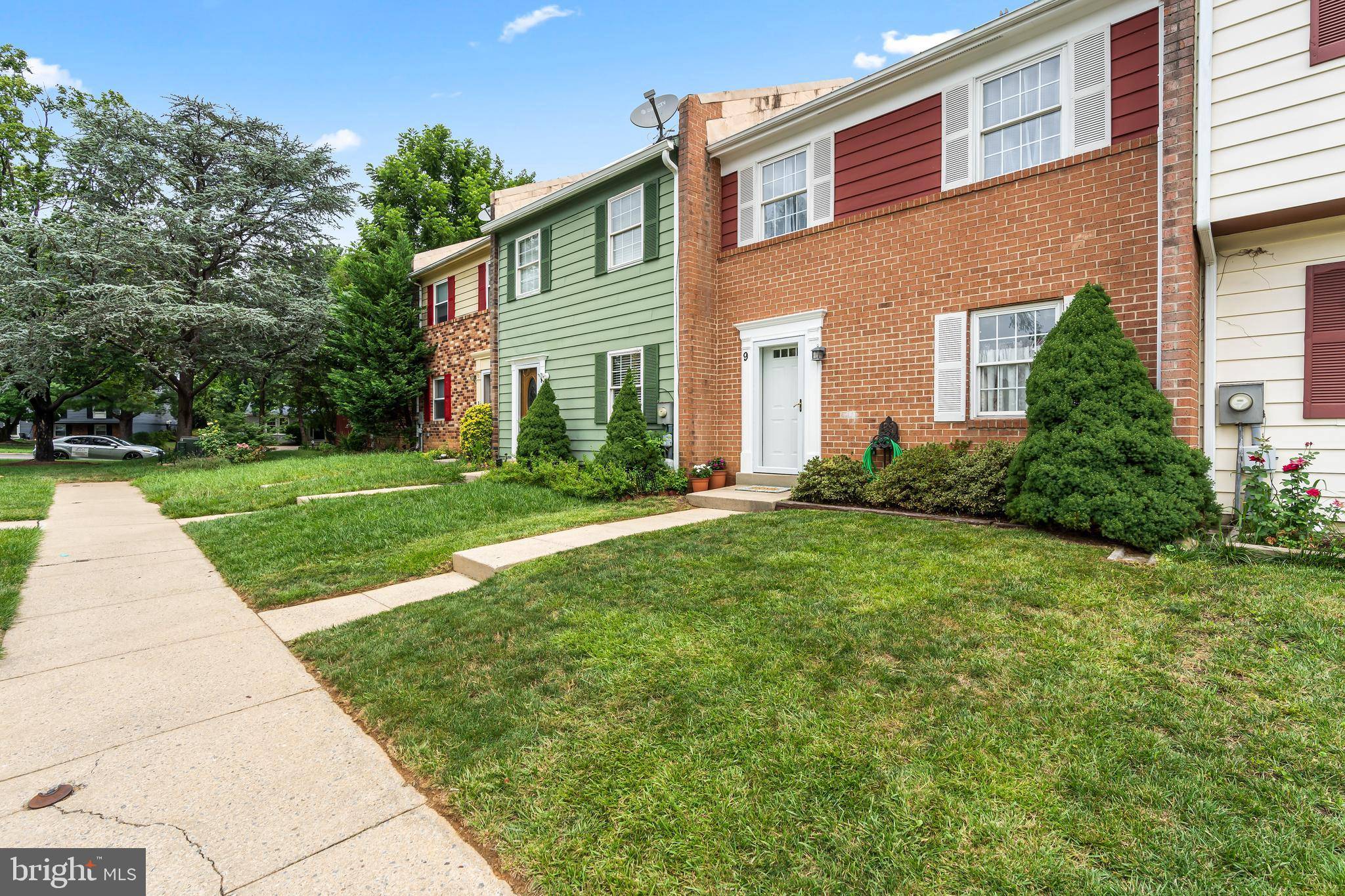 Frederick, MD 21702,9 VIENNA CT