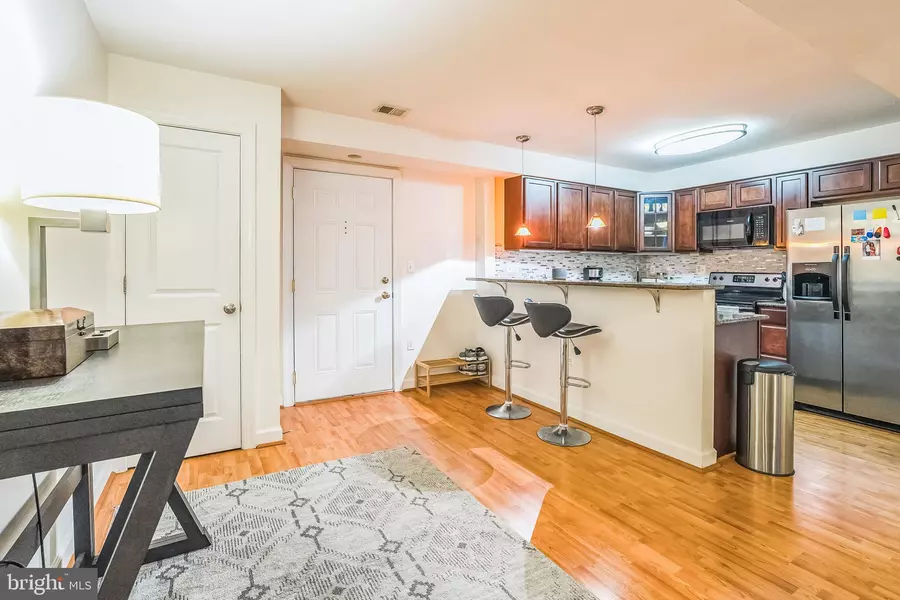 5040 1ST ST NW #301, Washington, DC 20011