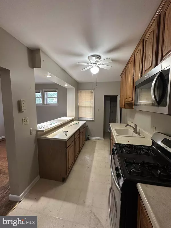 Baltimore, MD 21222,6822 DUNBAR RD