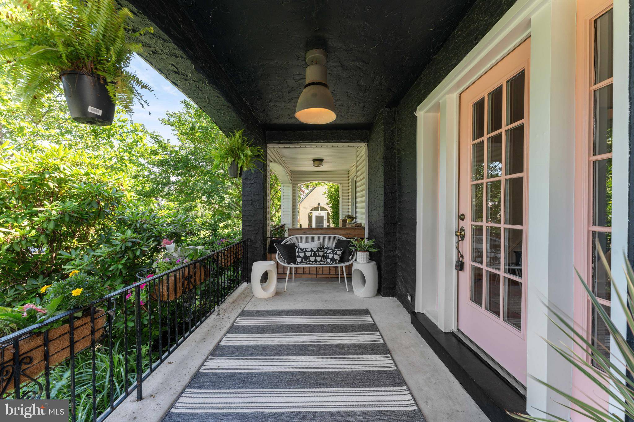 Havertown, PA 19083,317 CHERRY LN