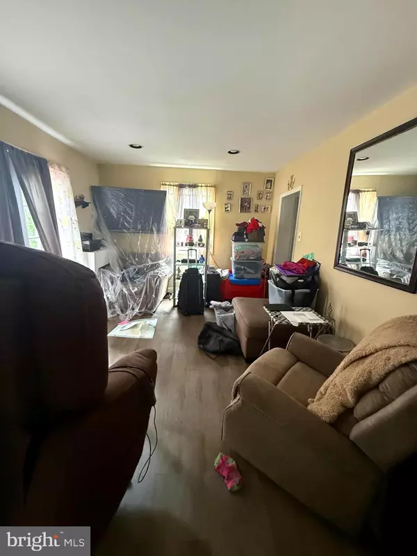 Upper Darby, PA 19082,7755 PARKVIEW RD