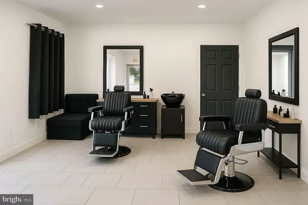 Philadelphia, PA 19133,1017 W HUNTINGDON ST