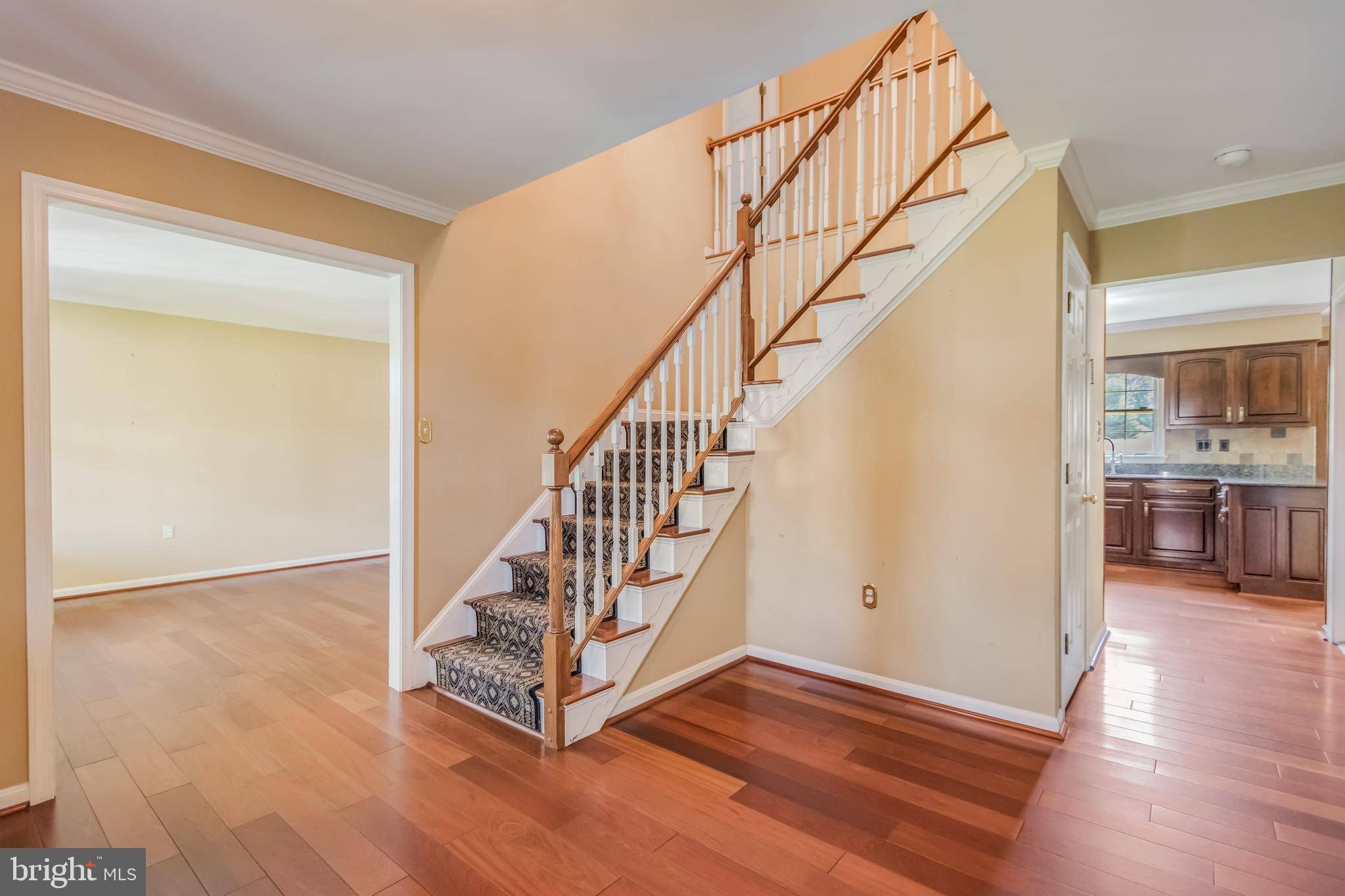 Waldorf, MD 20601,1305 GREENMONT DR