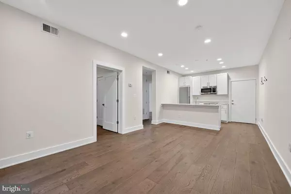 Washington, DC 20009,1412 CHAPIN ST NW #2